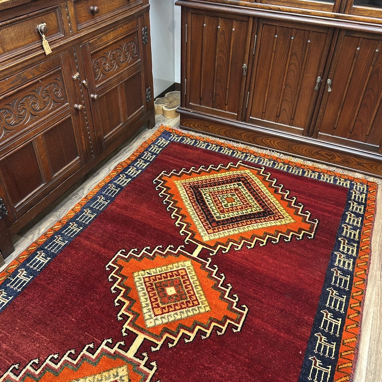 Shiraz 218×121
