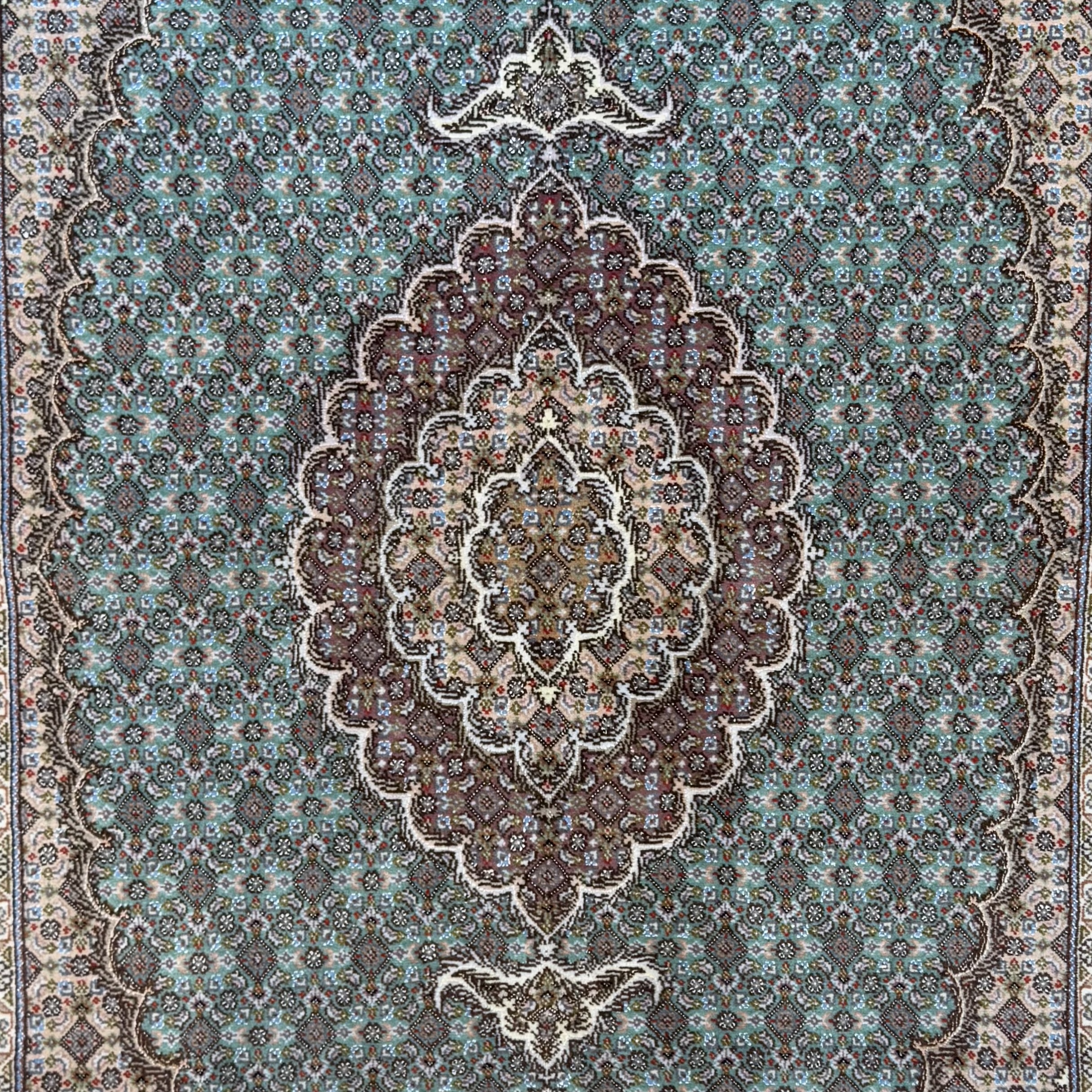 Tabriz　165×104