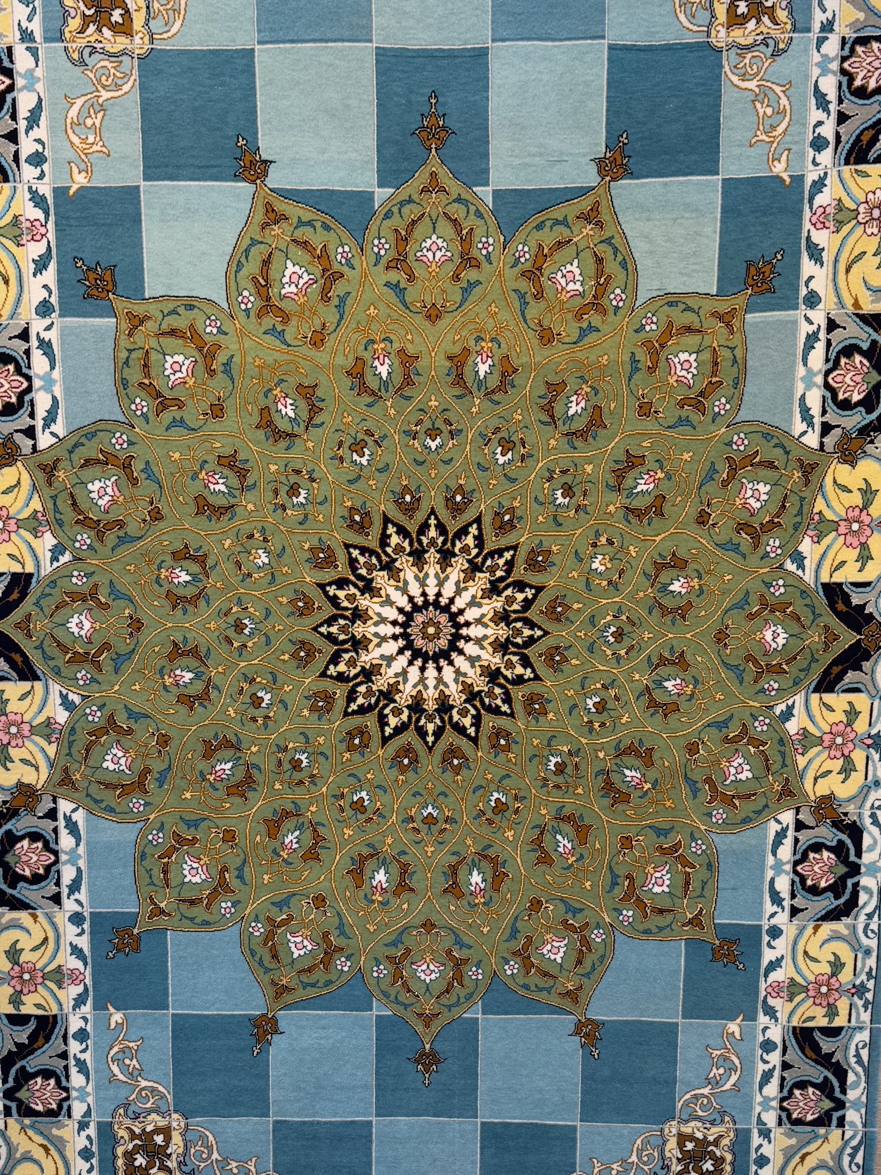 Esfahan 157×108