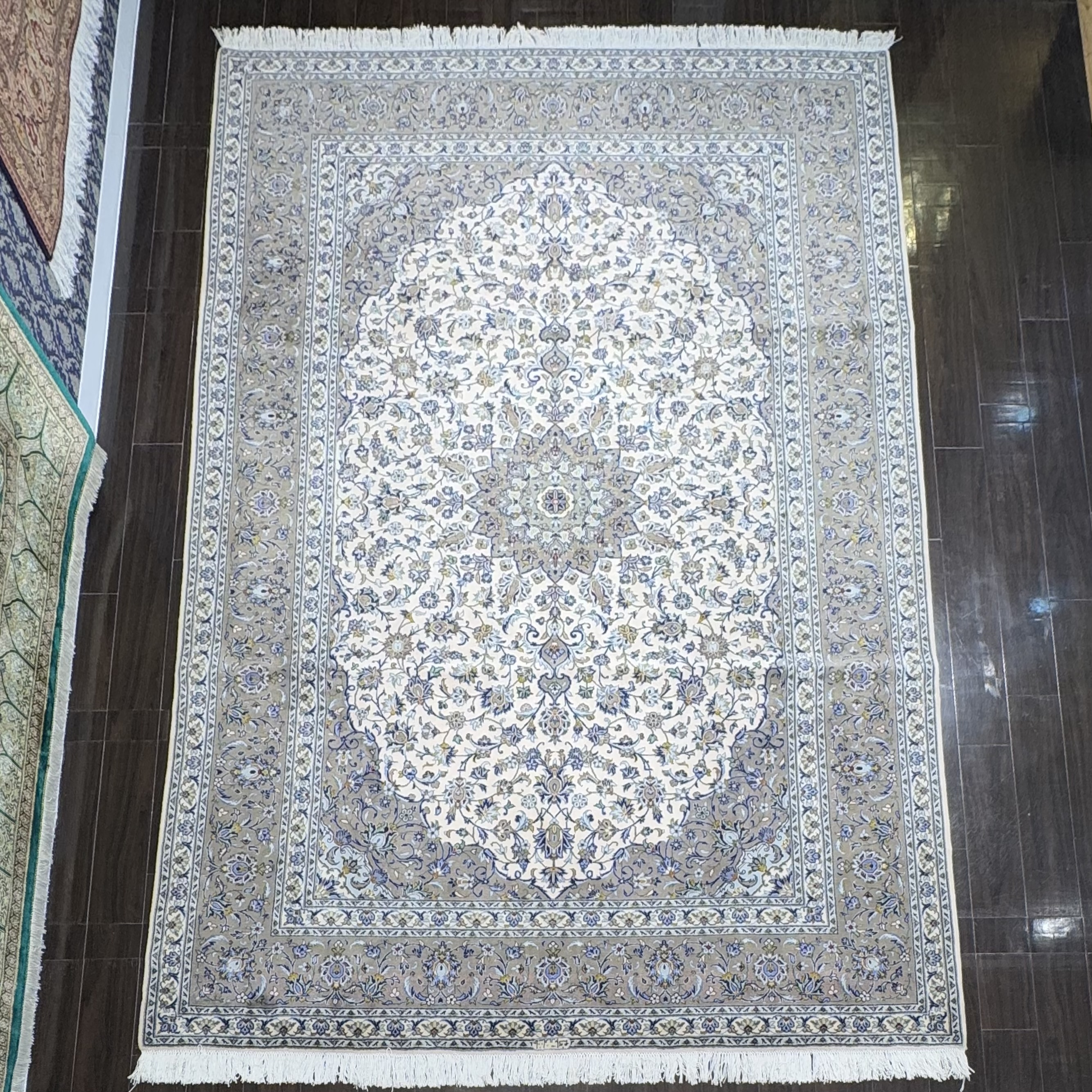 Kashan(White) 310×216